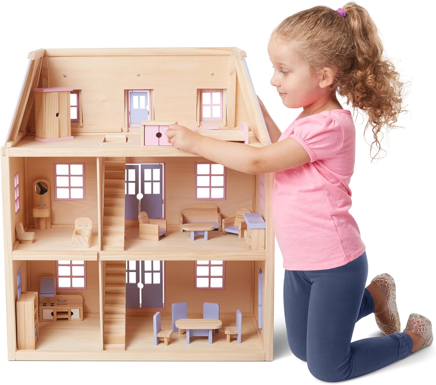 White 19 pcs Wooden Dollhouse P780