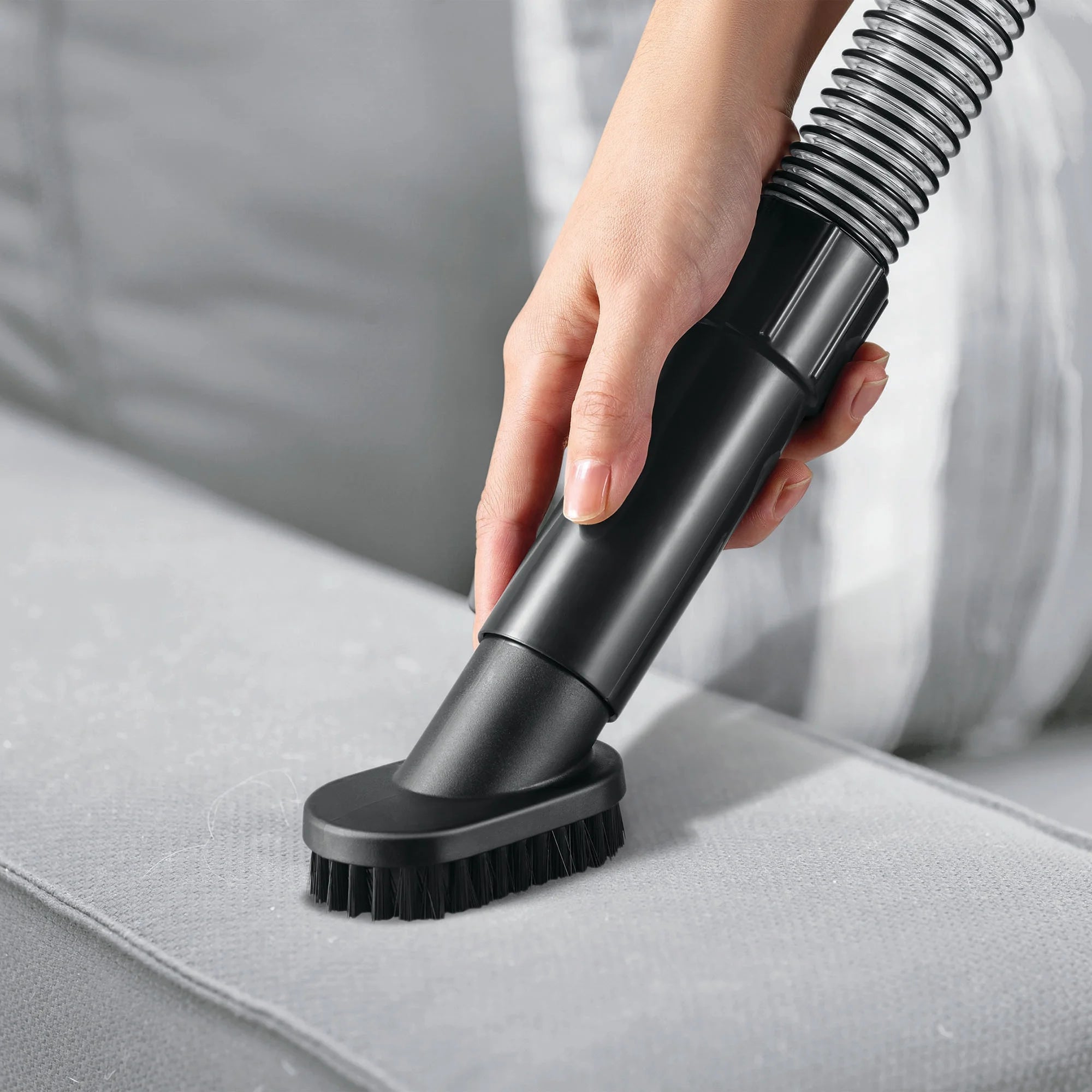 Compact Bagless Upright Carpet & Hard-Floor Vacuum Cleaner Q303