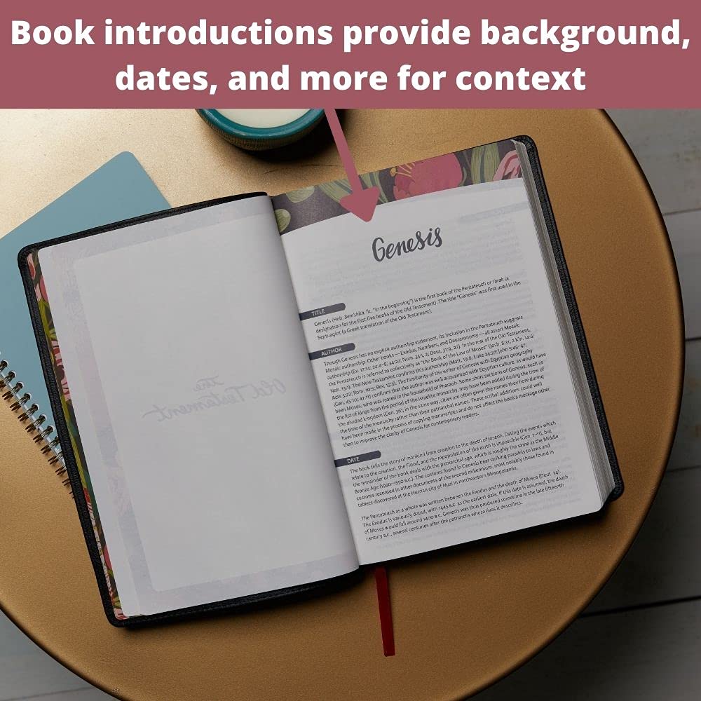 Hardcover Red Letter Full-Color Study Bible U8199