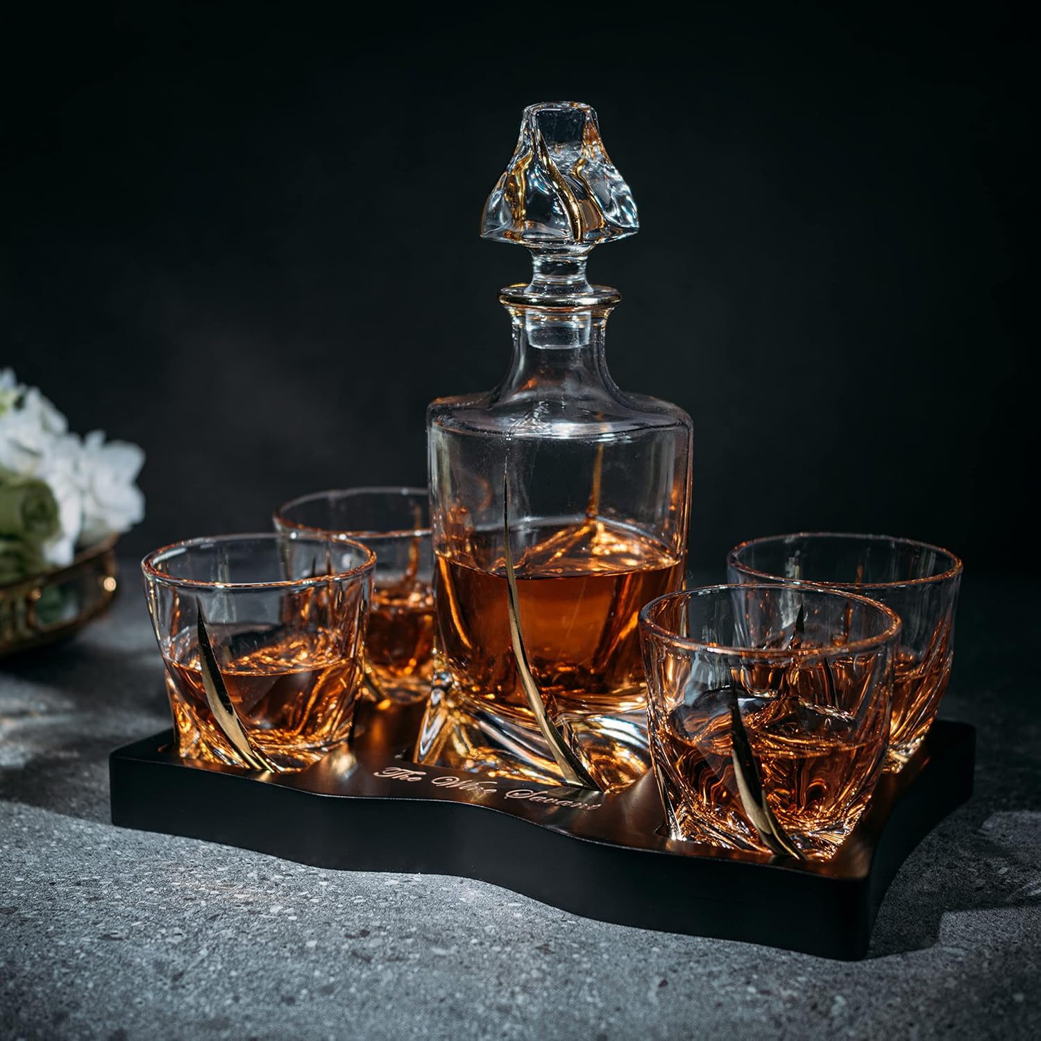 Gold Twist Spiral Decanter 855ml with 4 Glasses & Wood Tray Set V5607