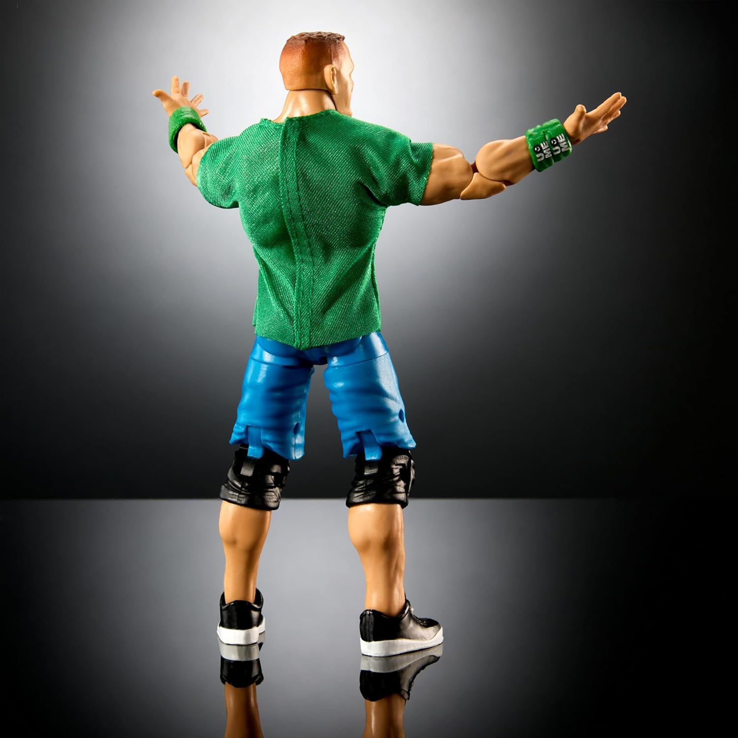 WWE Elite Collection Action Figure with Accessory & Build-A-Figure Parts A522098