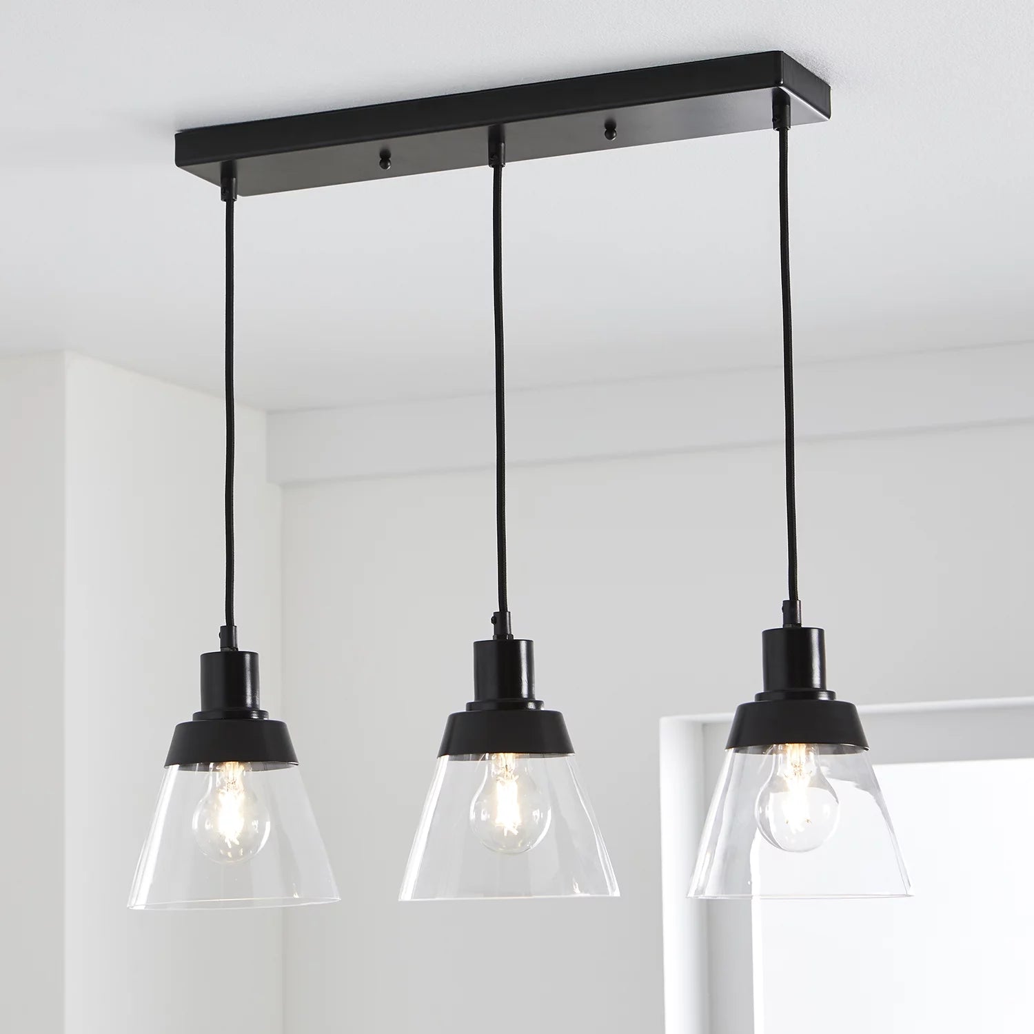 Black Finish Clear Glass 3-Light Island Pendant Light P687