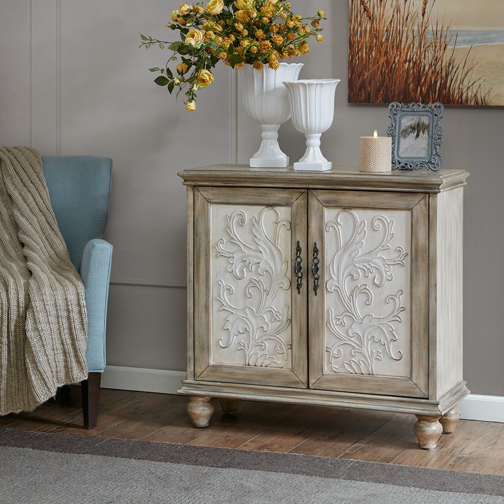 Natural Wood Finish Floral Carved 2-Door Accent Cabinet with Adjustable Shelf Q631