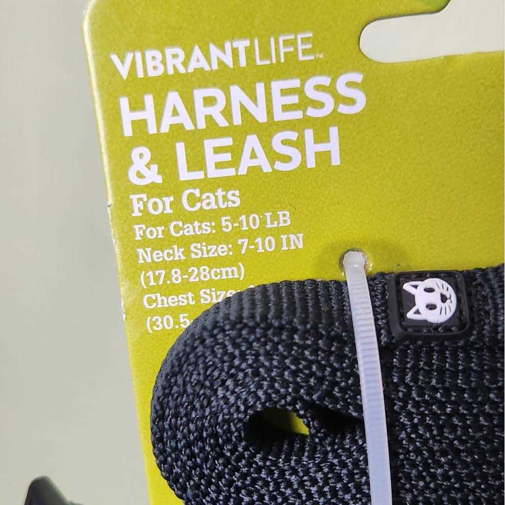 Mesh Cat Harness & Leash Set Y55453