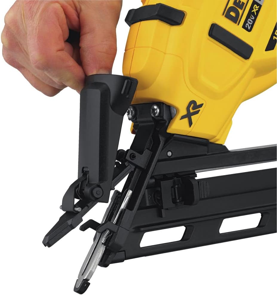 20V MAX Angled Finish Nailer Y391