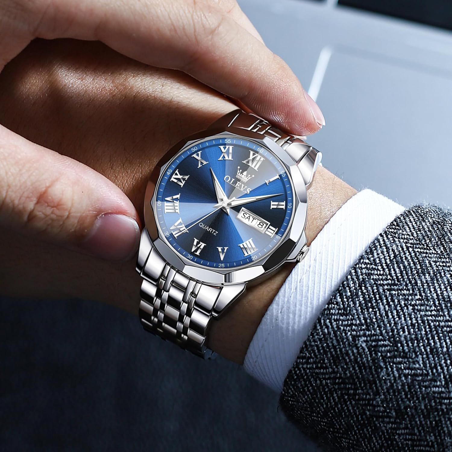 Stainless Steel Quartz Men Watch with Date C2012