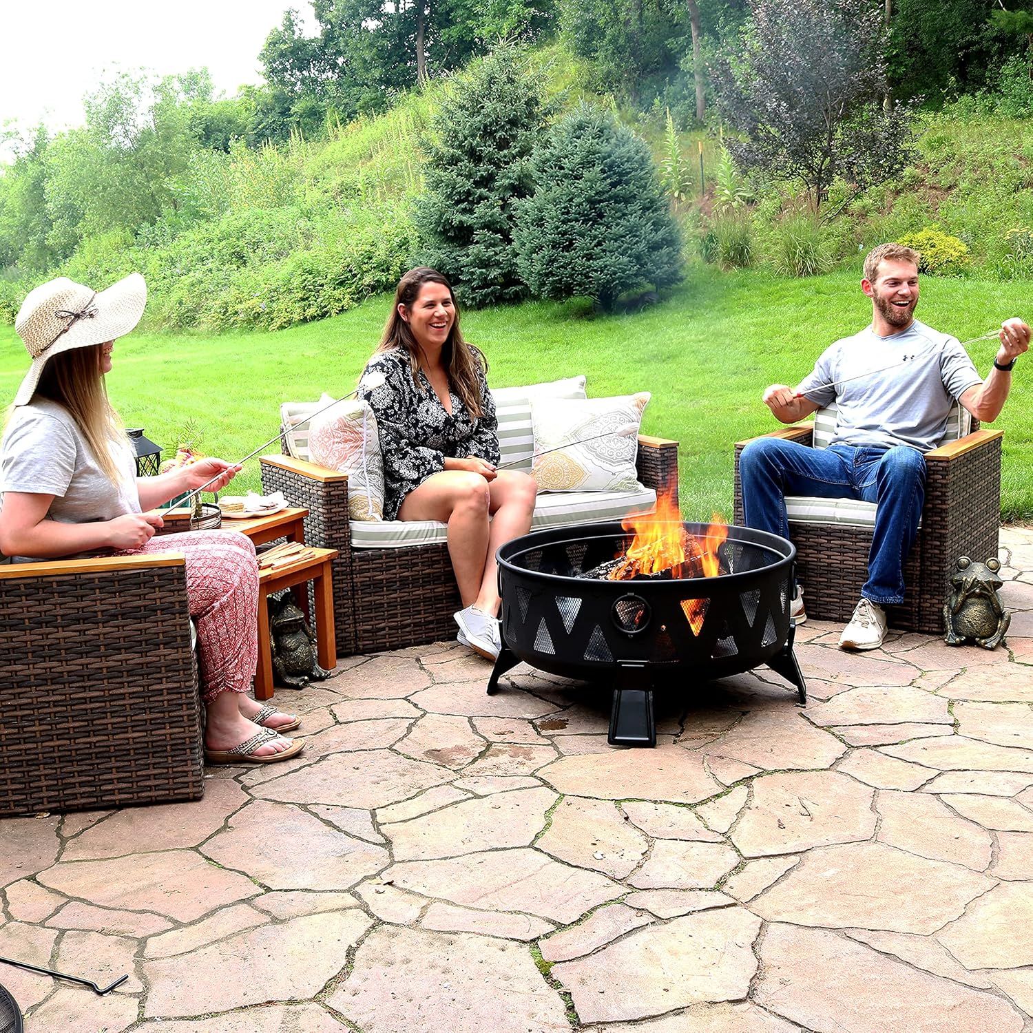 25-Inch Steel Wood-Burning Fire Pit with Poker and Spark Screen S116731